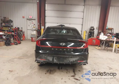 2021 Hyundai Sonata N Line z USA, uszkodzony, nr VIN 5NPEK4JC9MH131498